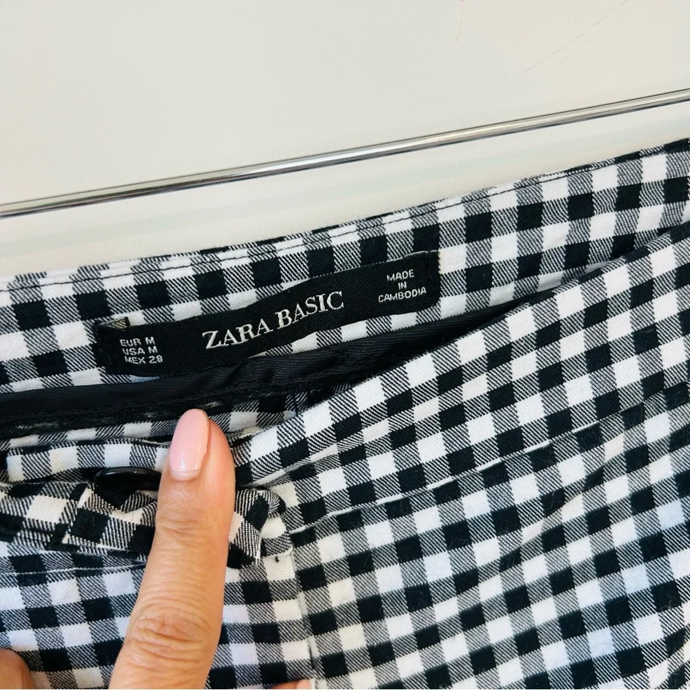 Zara Women’s Black White Gingham Ankle Cropped Pants Ruffle Trim Size M - Picture 7 of 14